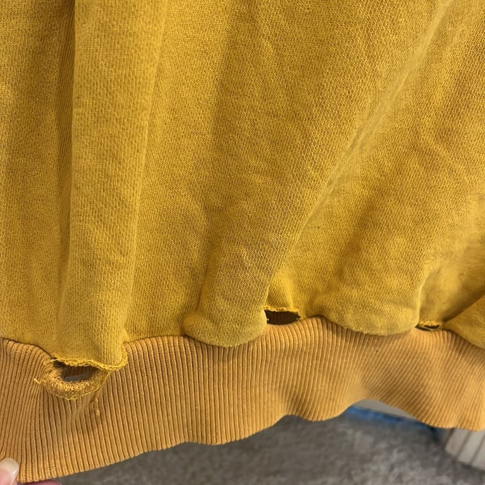 LF crew neck mustard color sweatshirt. Size small - Picture 5 of 5